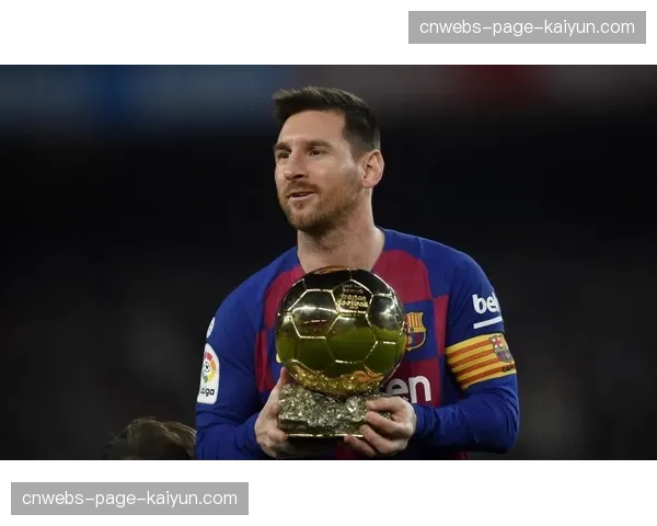 特写：看台上的弗洛伦蒂诺，在球队绝杀后与拉波尔塔的短暂交流